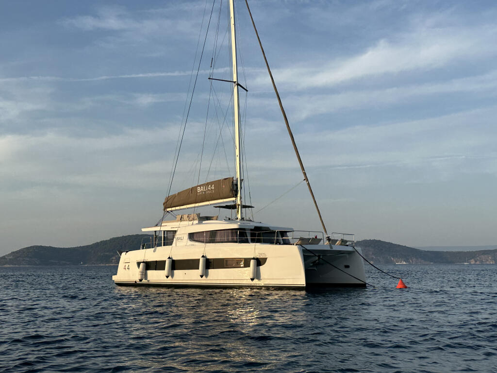 Catamaran 