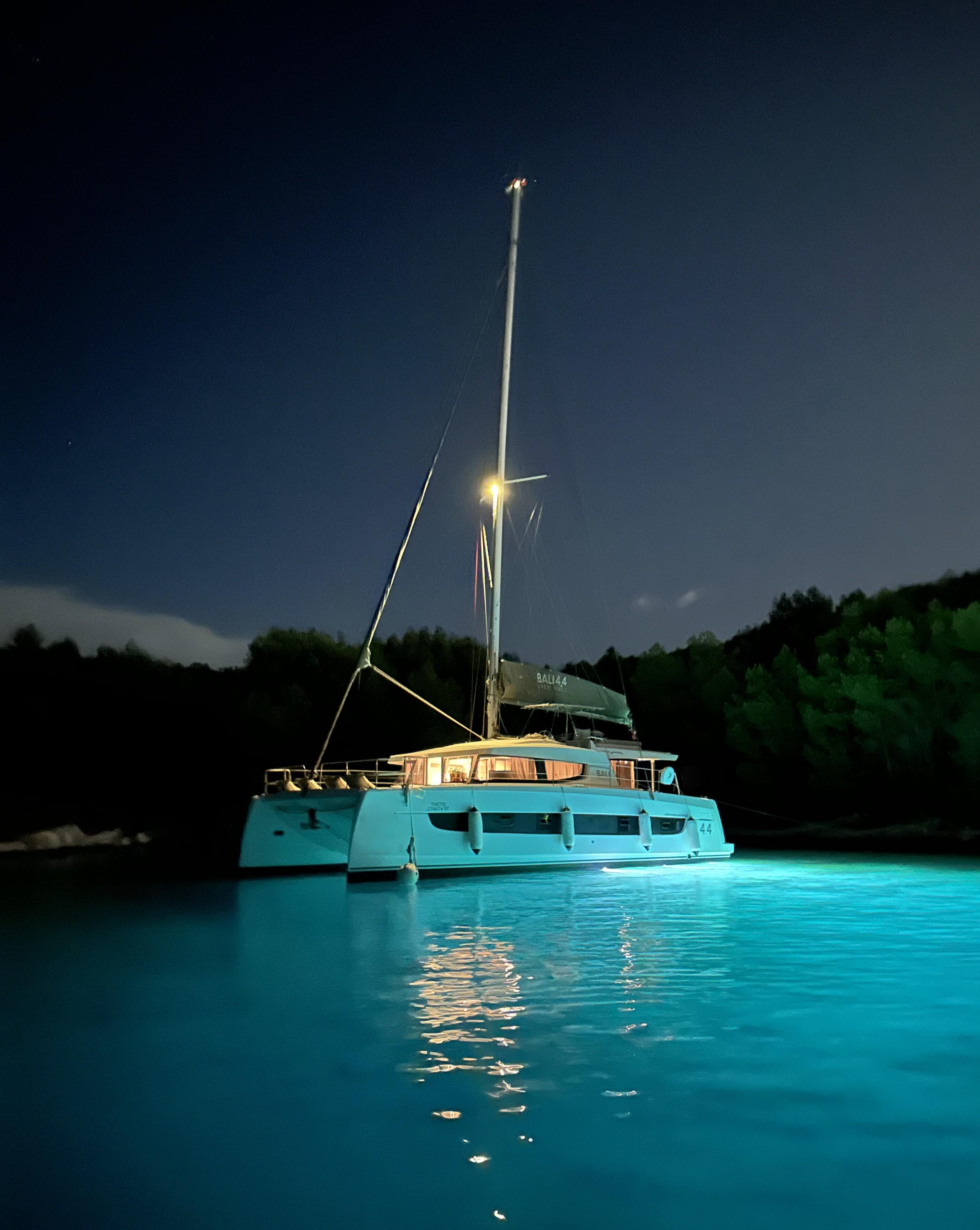 Catamaran 
