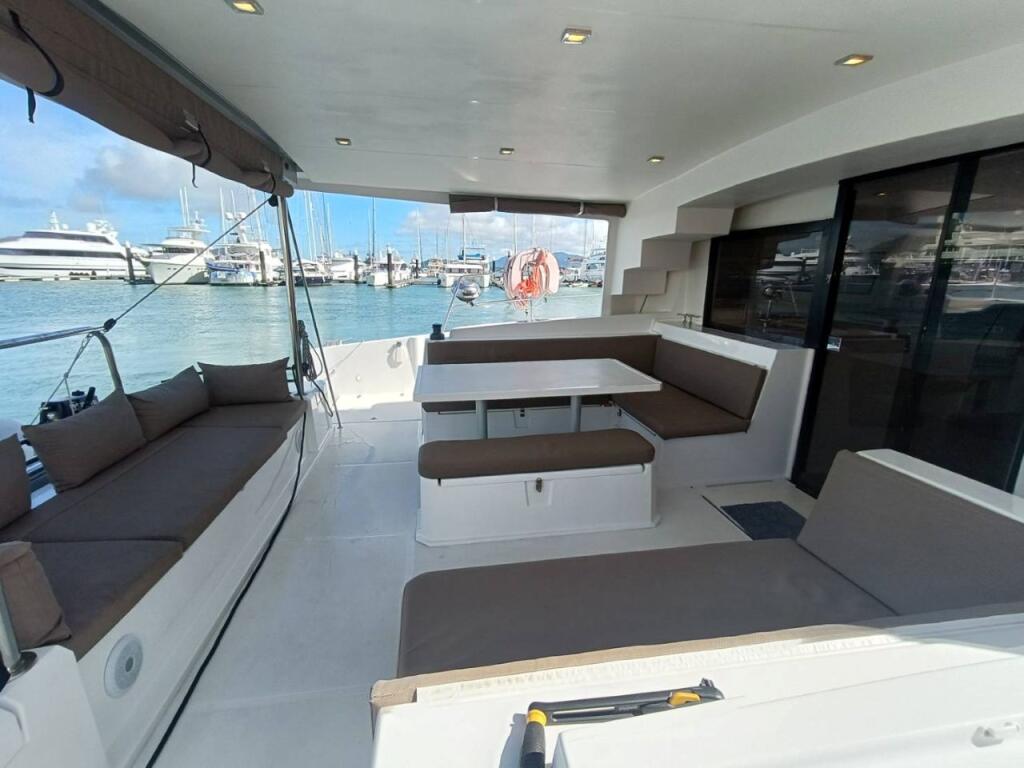 Catamaran 
