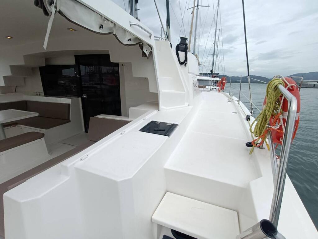 Catamaran 