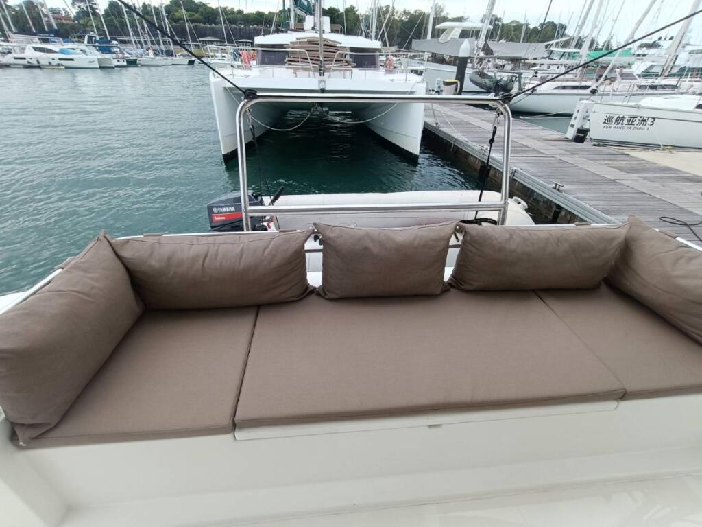 Catamaran 