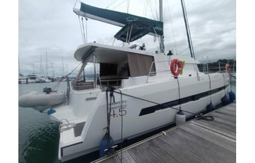 Catamaran 