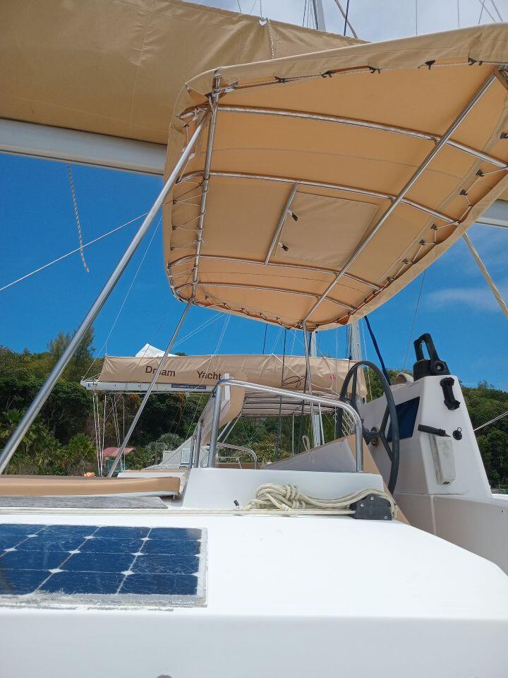 Catamaran 