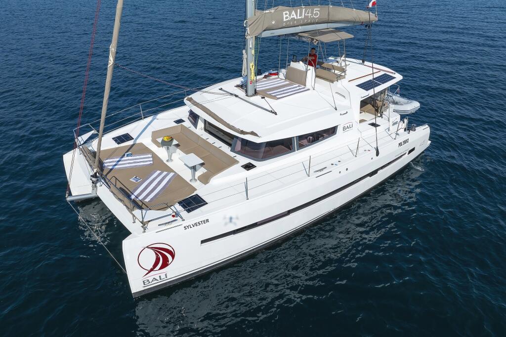 Catamaran 