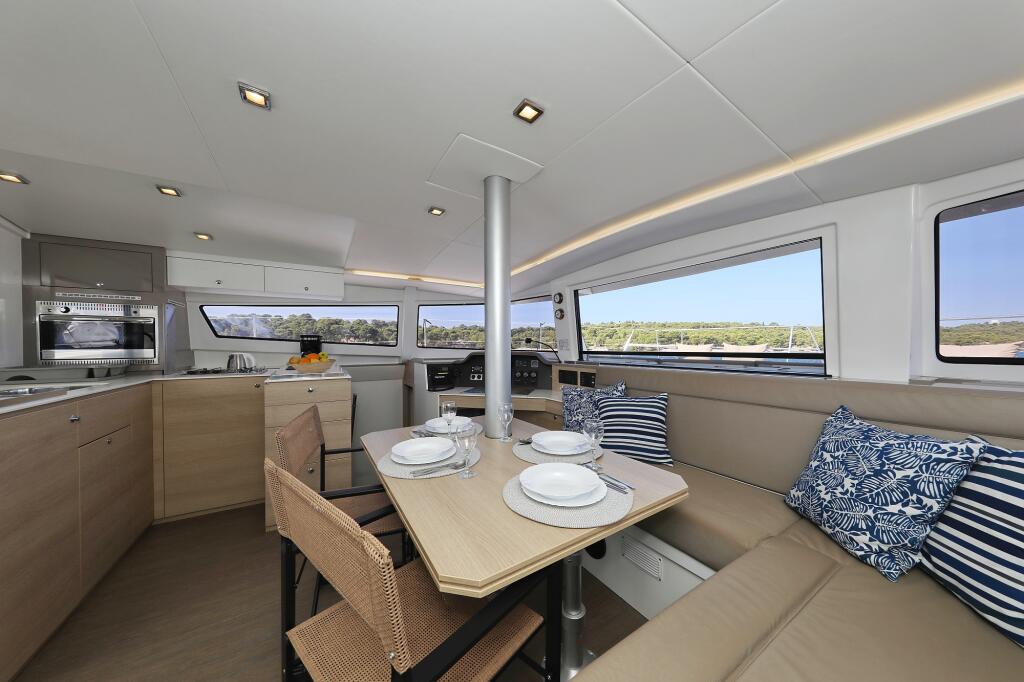 Catamaran 