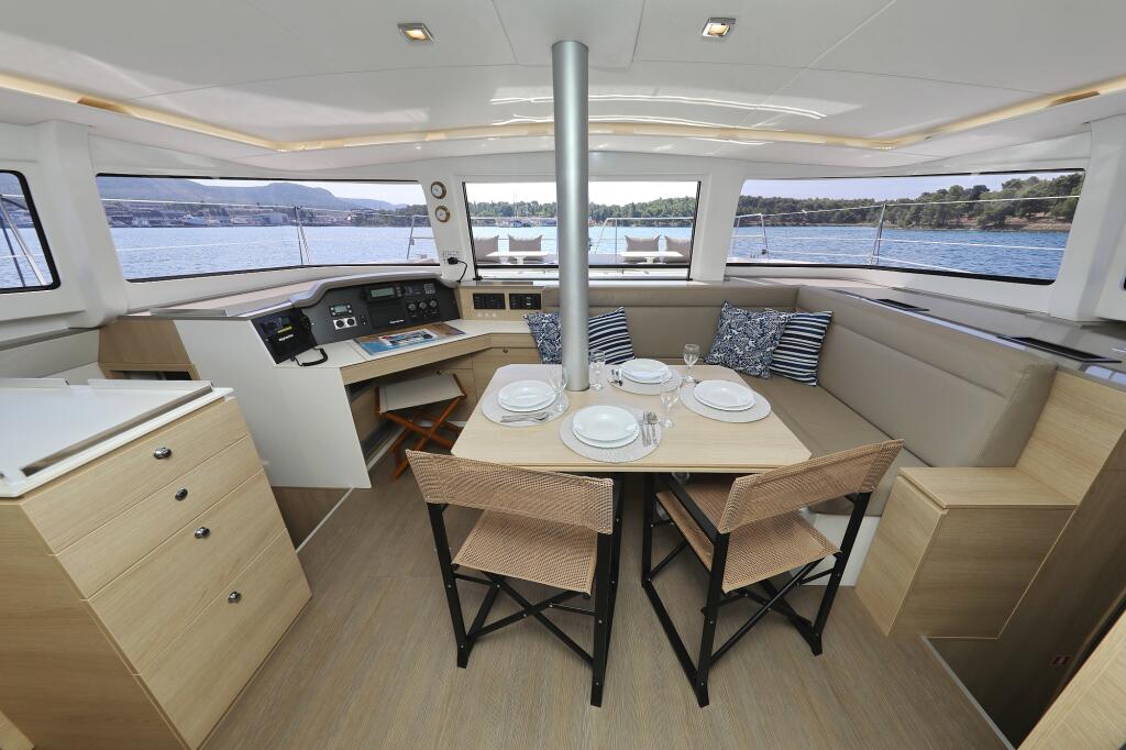 Catamaran 
