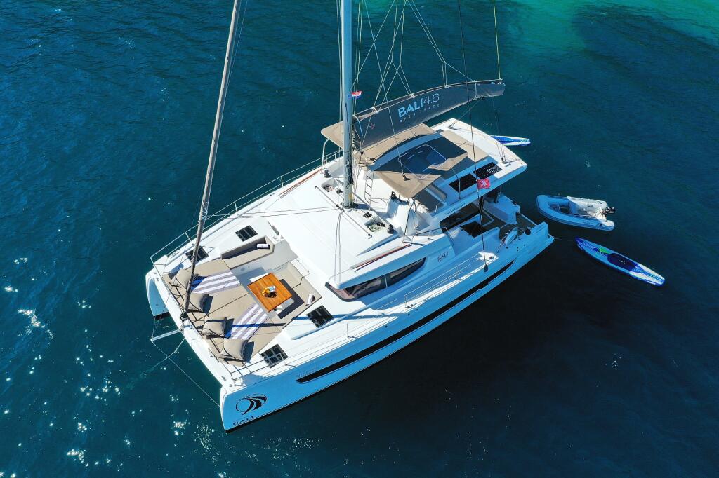 Catamaran 