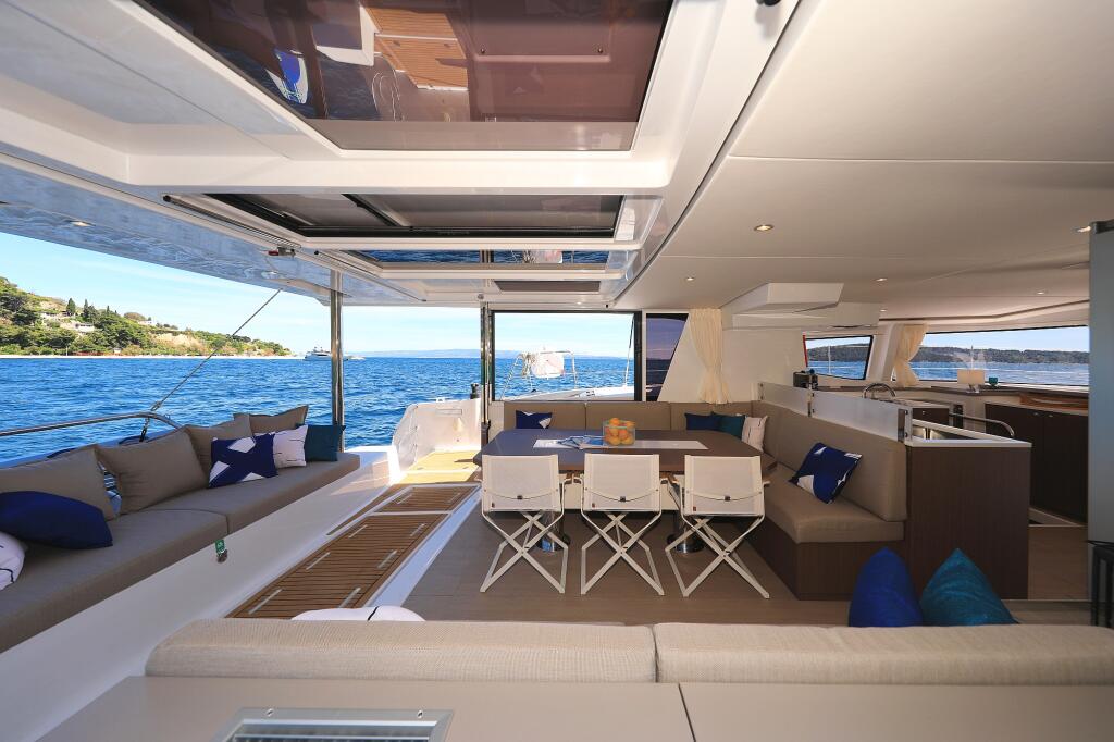 Catamaran 