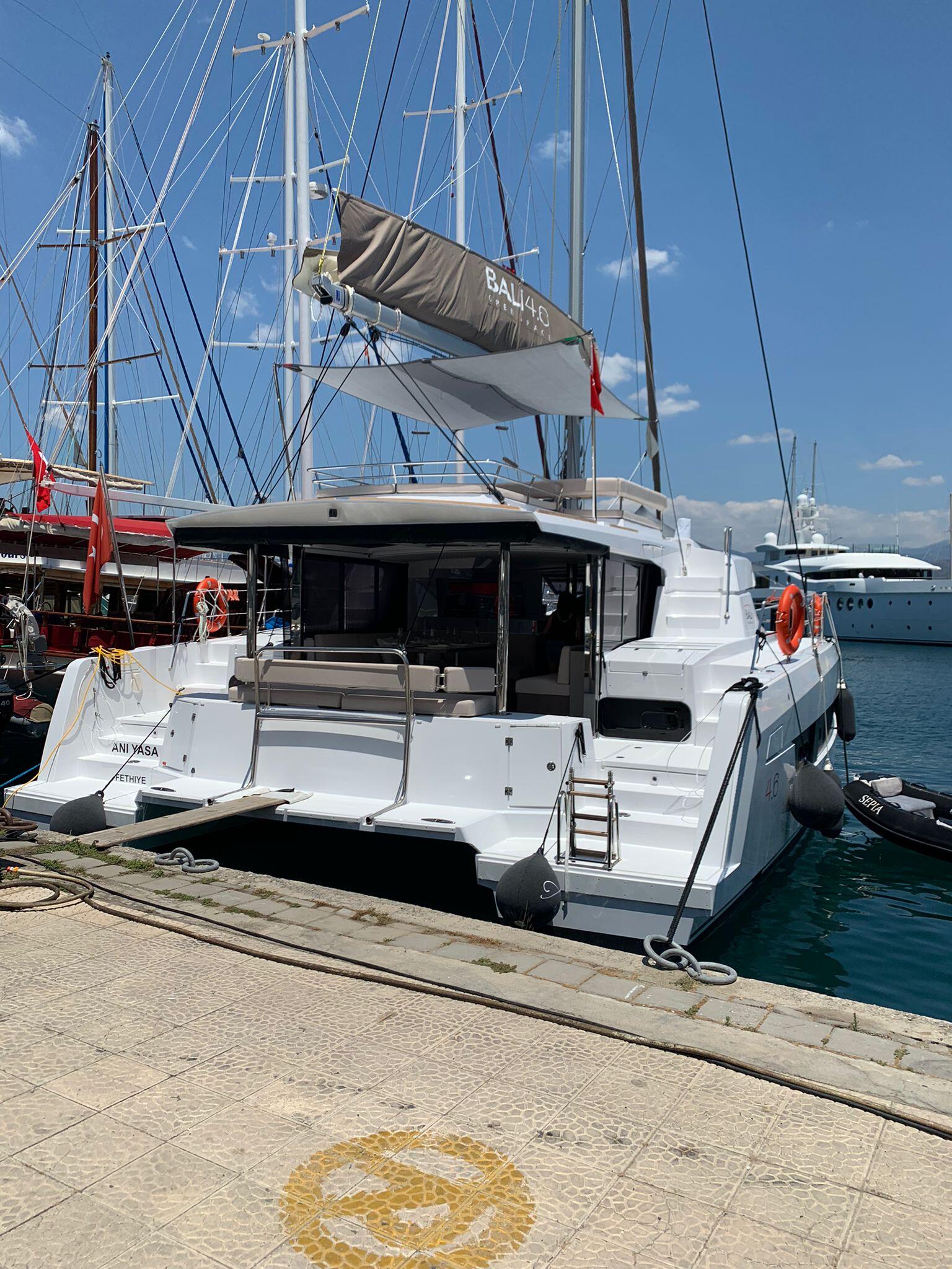 Catamaran 