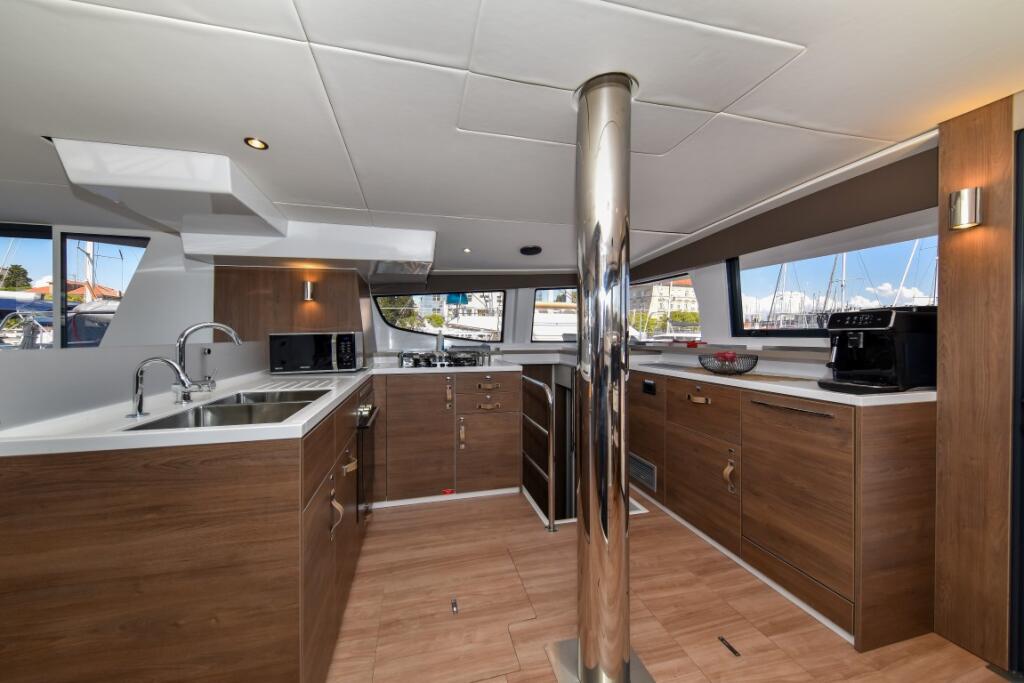 Catamaran 