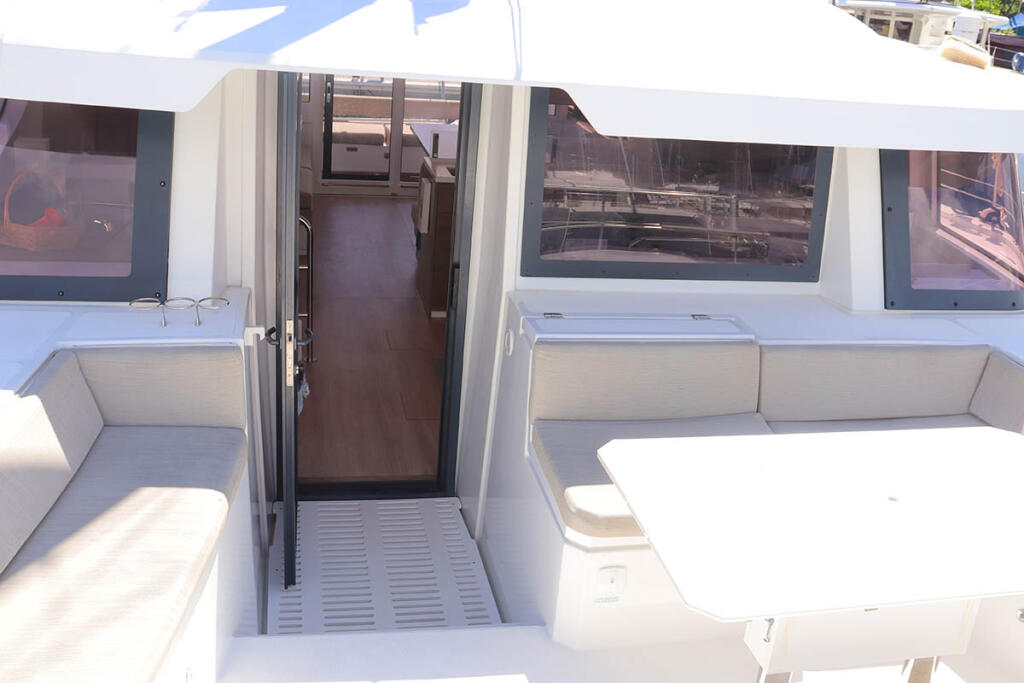 Catamaran 