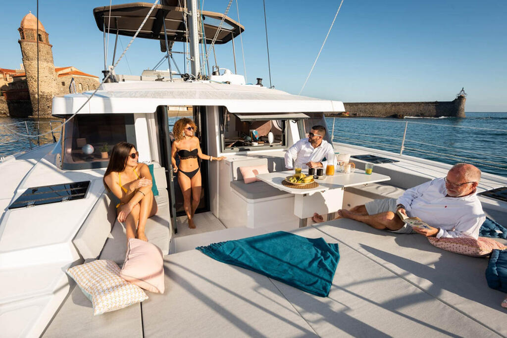 Catamaran 