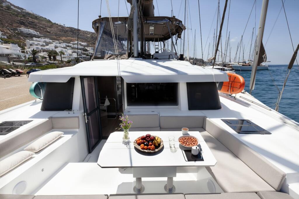Catamaran 