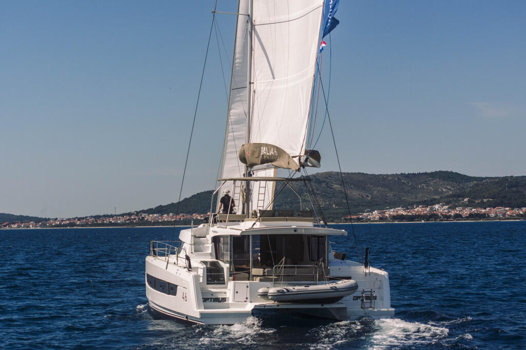 Catamaran 