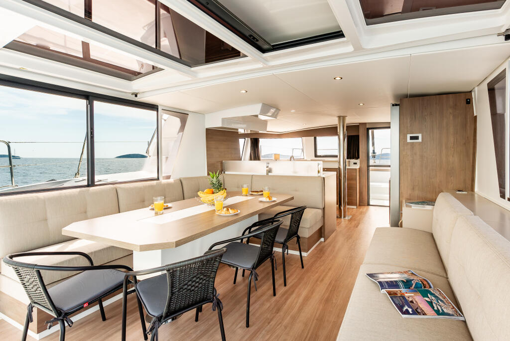 Catamaran 
