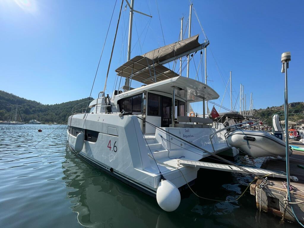 Catamaran 