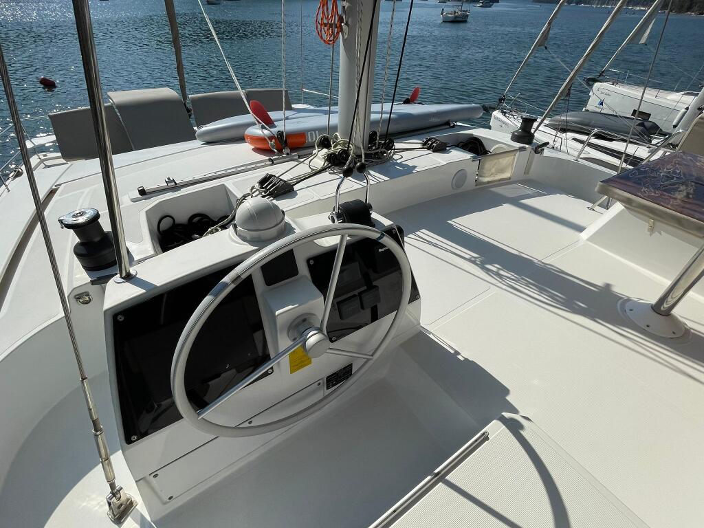 Catamaran 