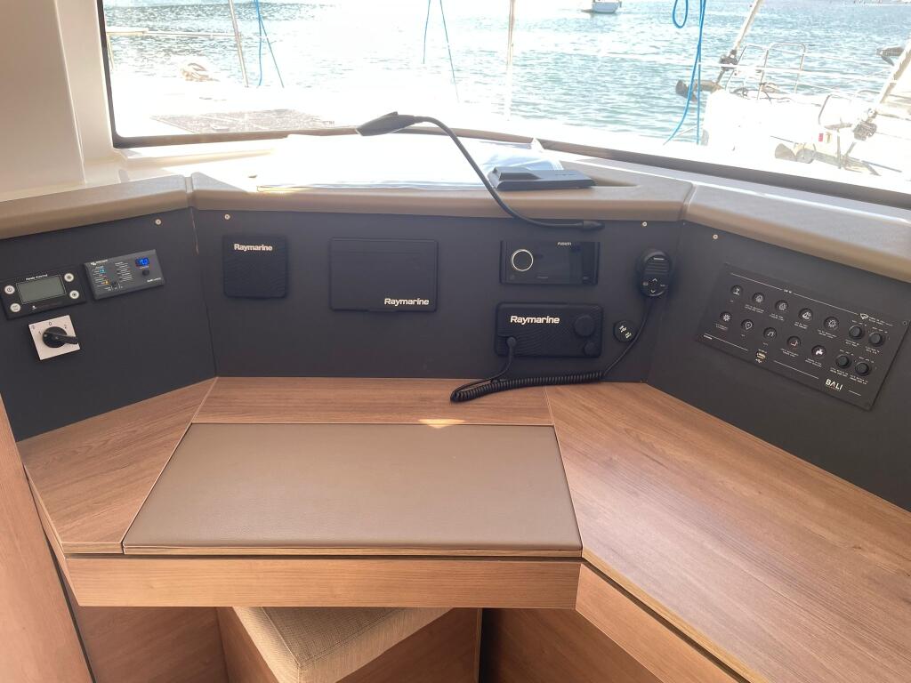 Catamaran 