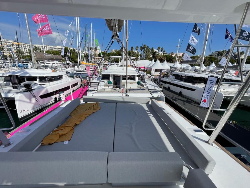 Catamaran 