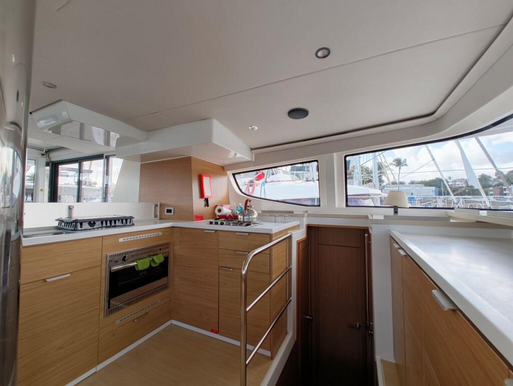 Catamaran 