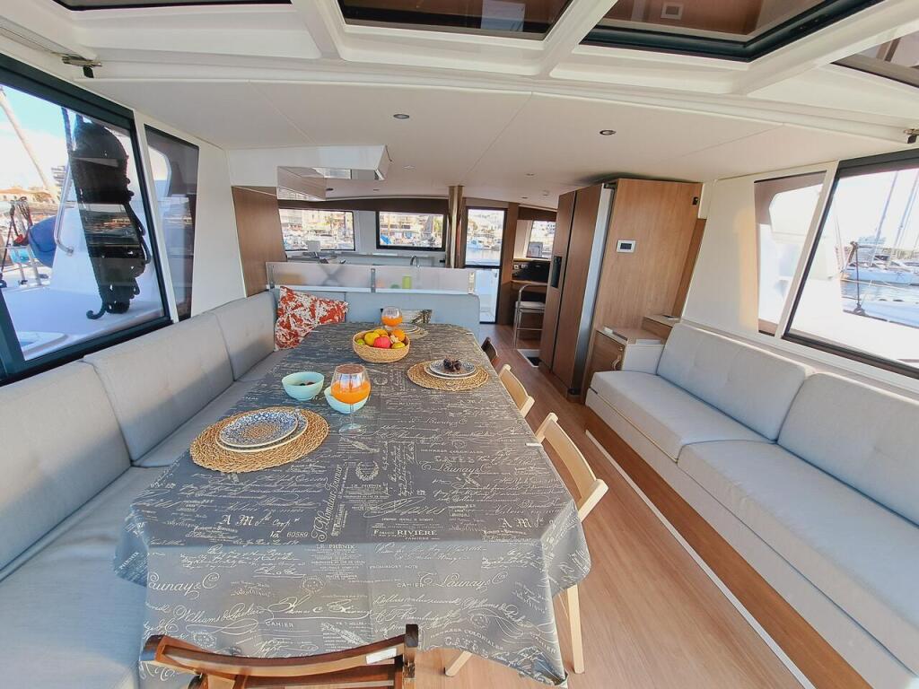 Catamaran 