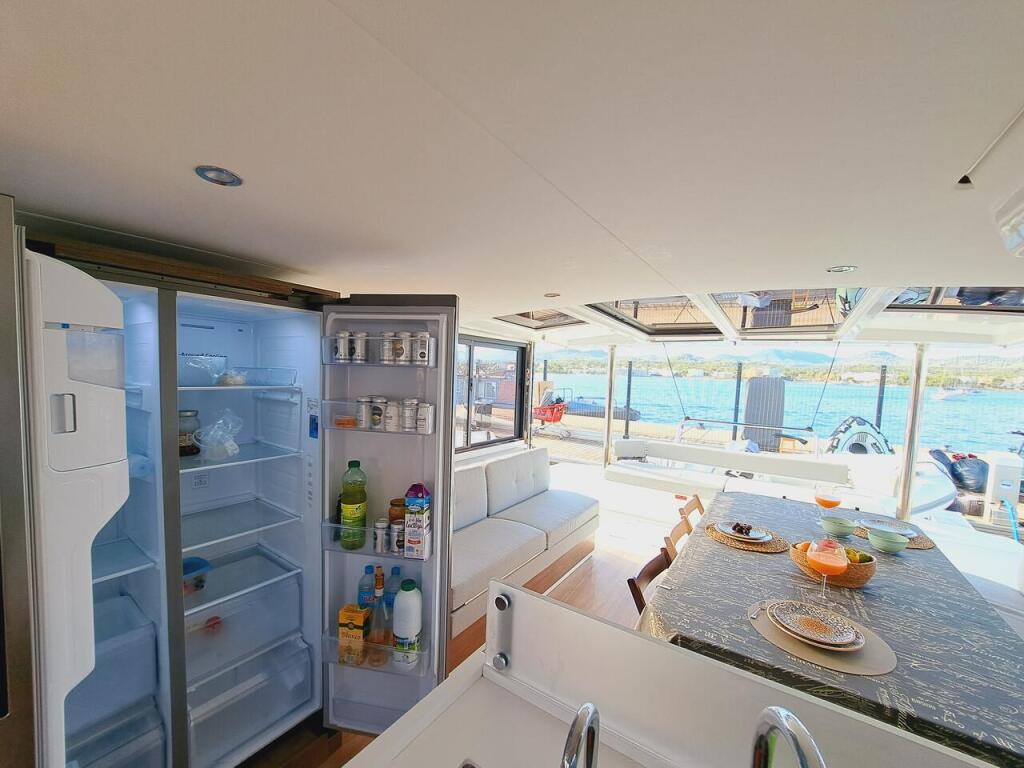 Catamaran 