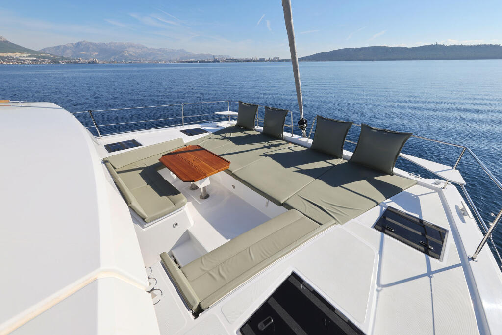 Catamaran 