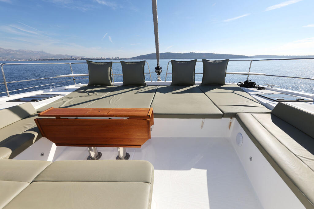 Catamaran 