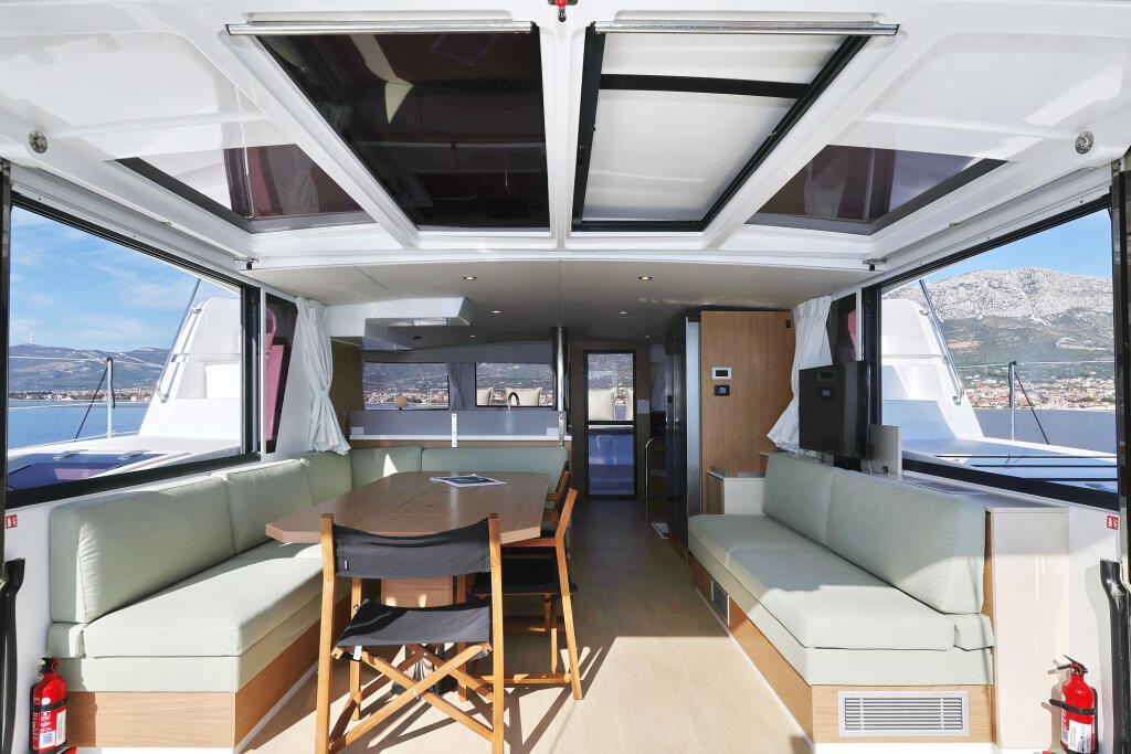 Catamaran 