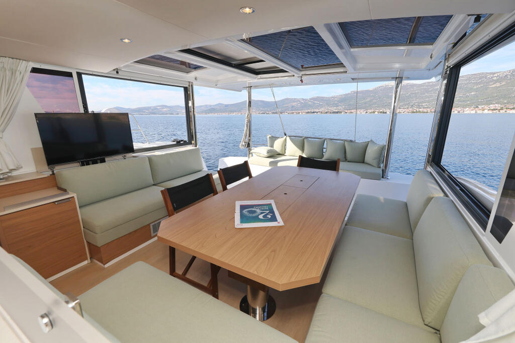 Catamaran 