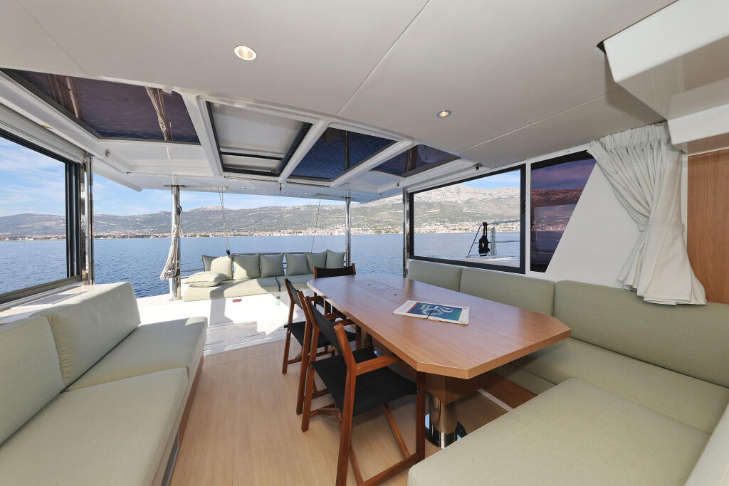 Catamaran 
