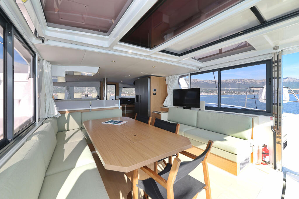 Catamaran 