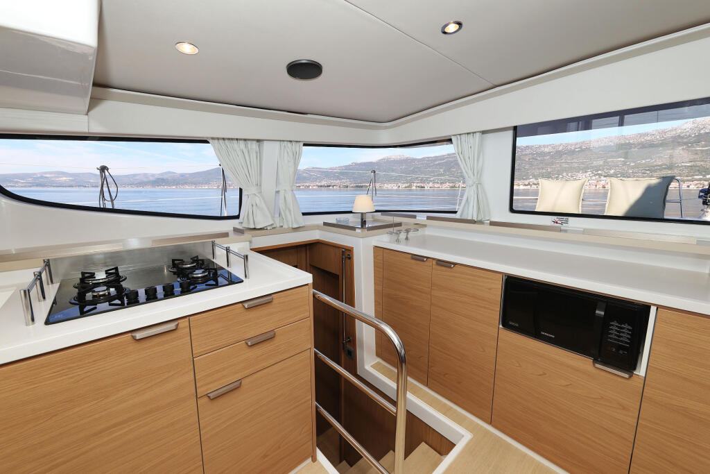Catamaran 