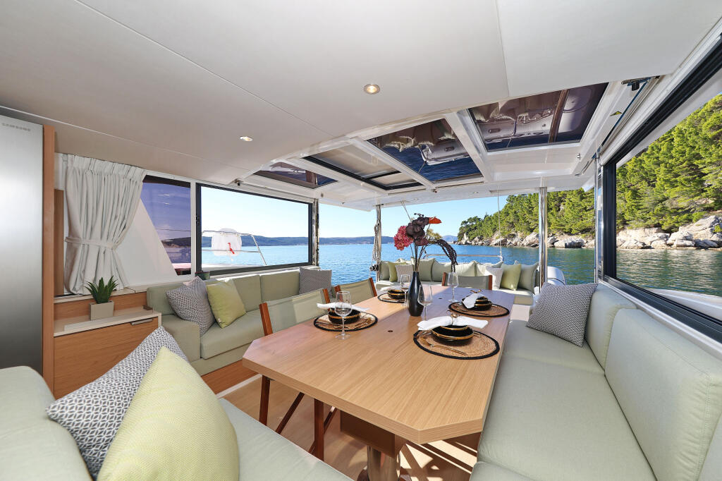 Catamaran 