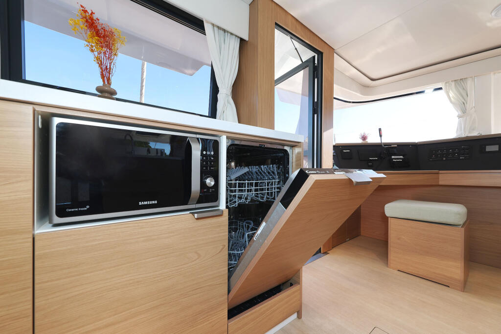 Catamaran 