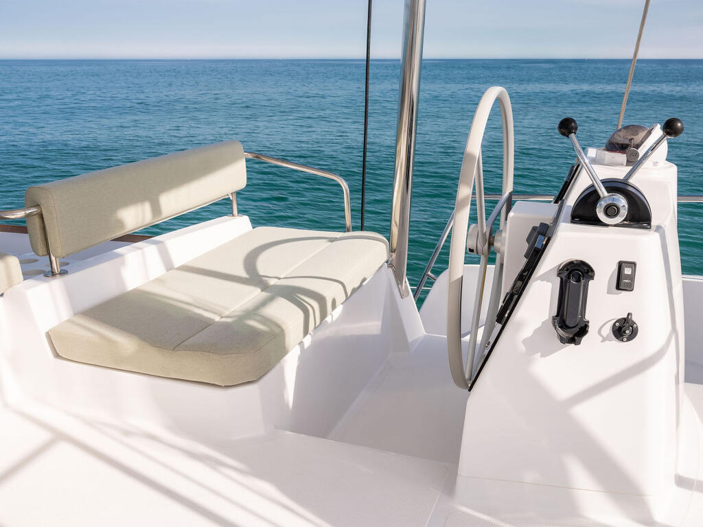 Catamaran 