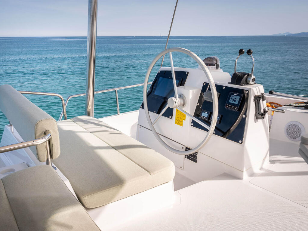 Catamaran 