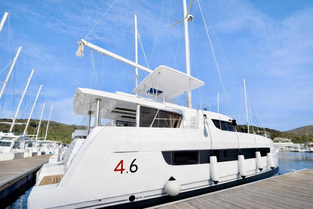 Catamaran 