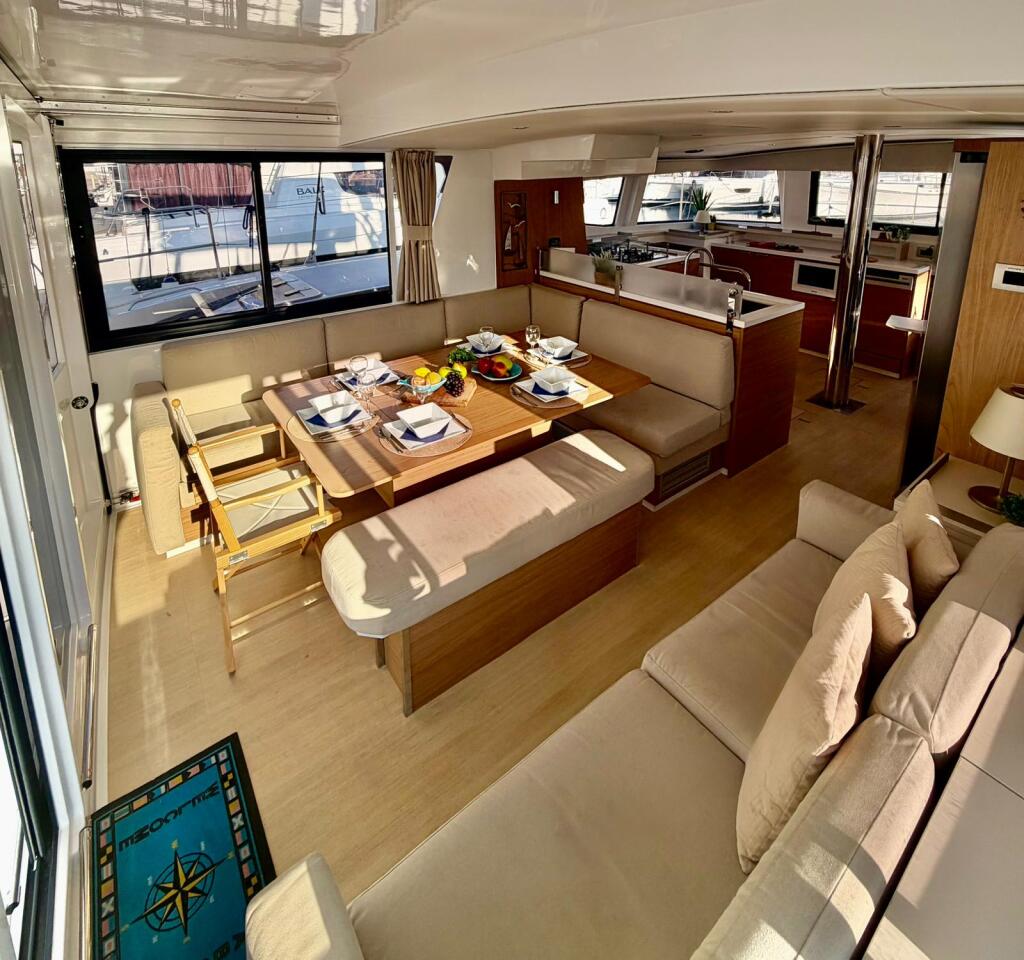 Catamaran 