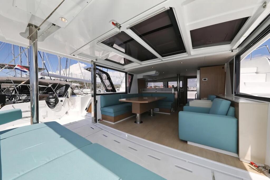 Catamaran 
