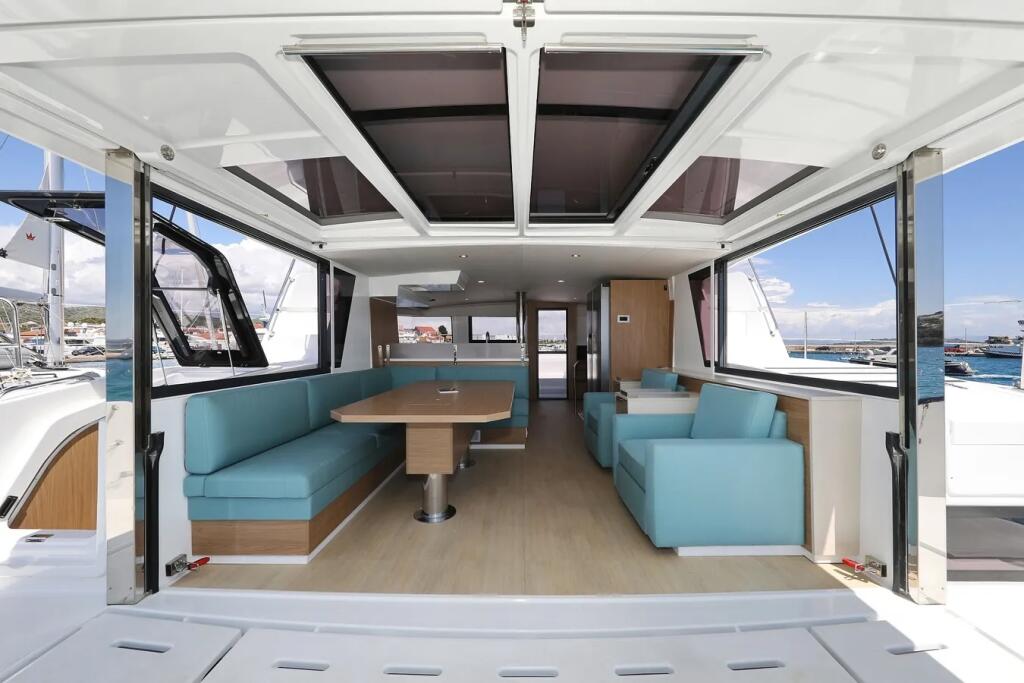 Catamaran 