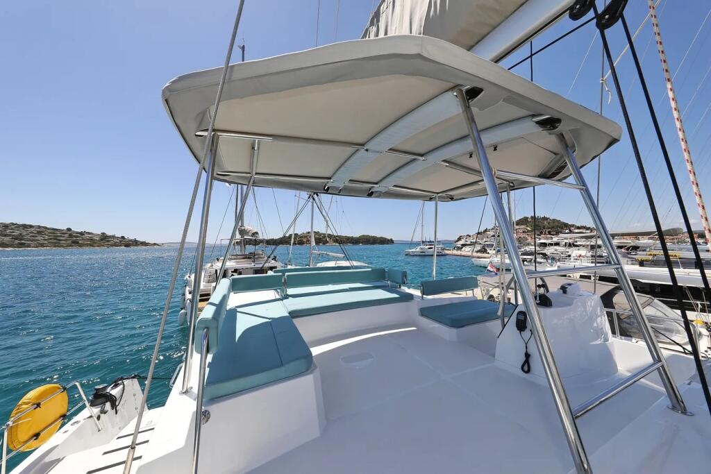 Catamaran 