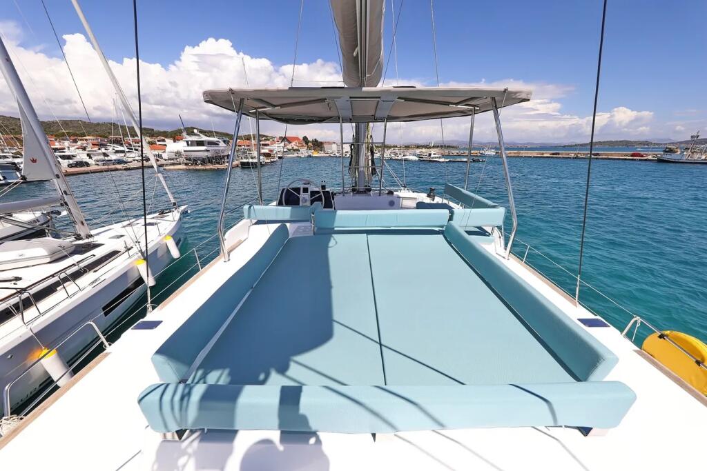 Catamaran 