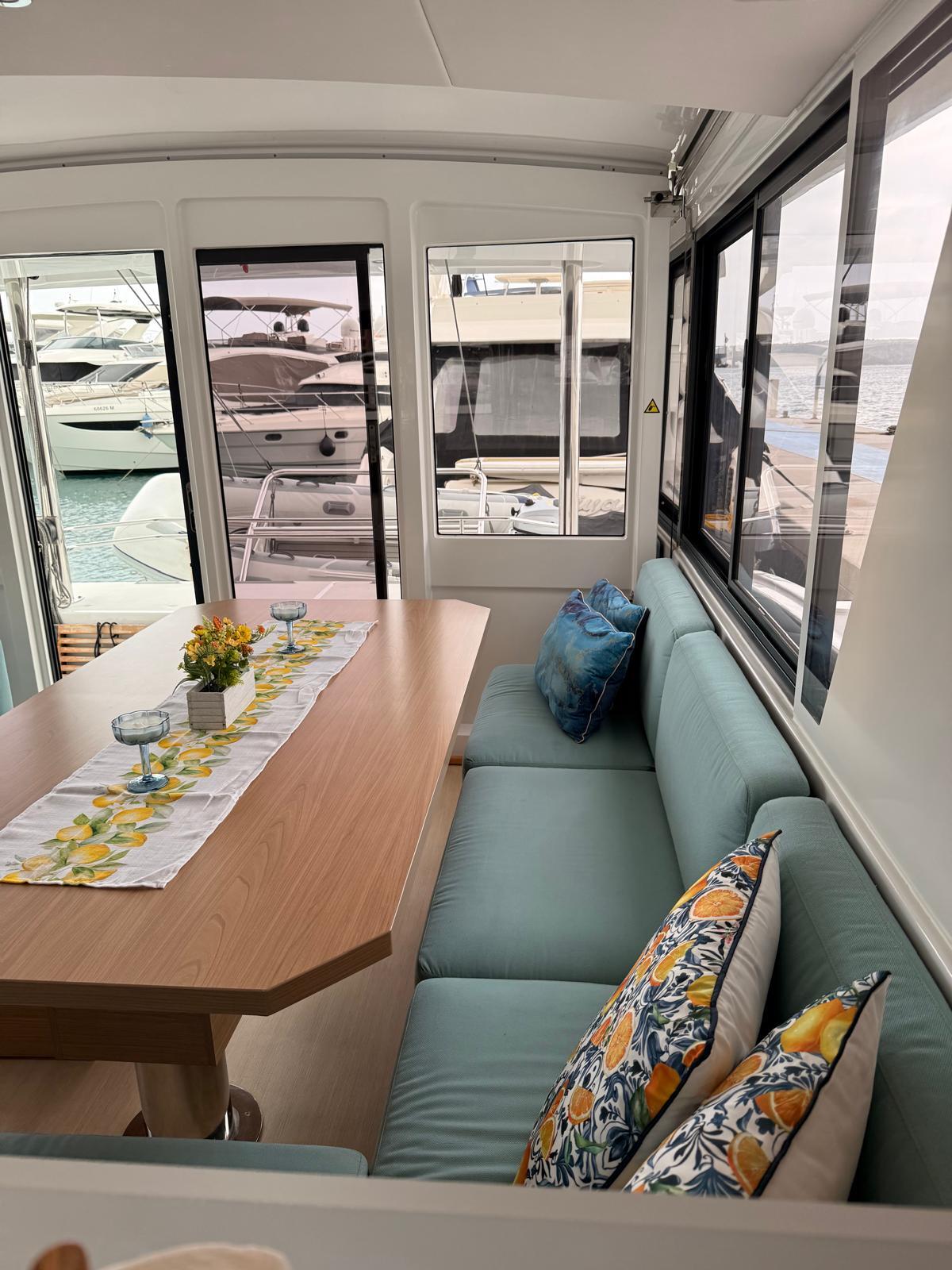 Catamaran 