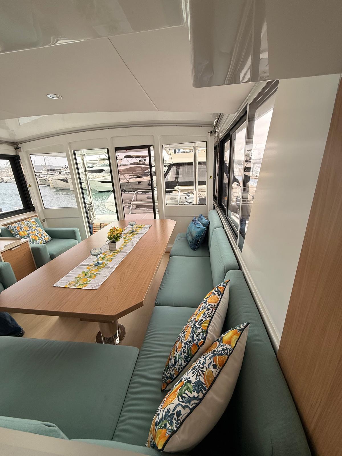 Catamaran 
