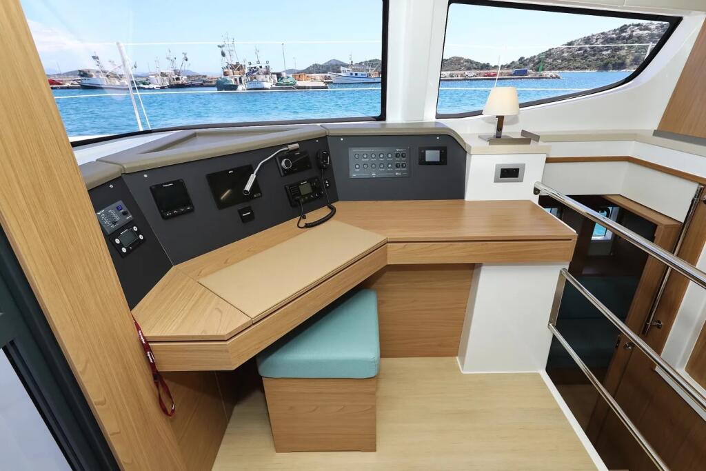Catamaran 