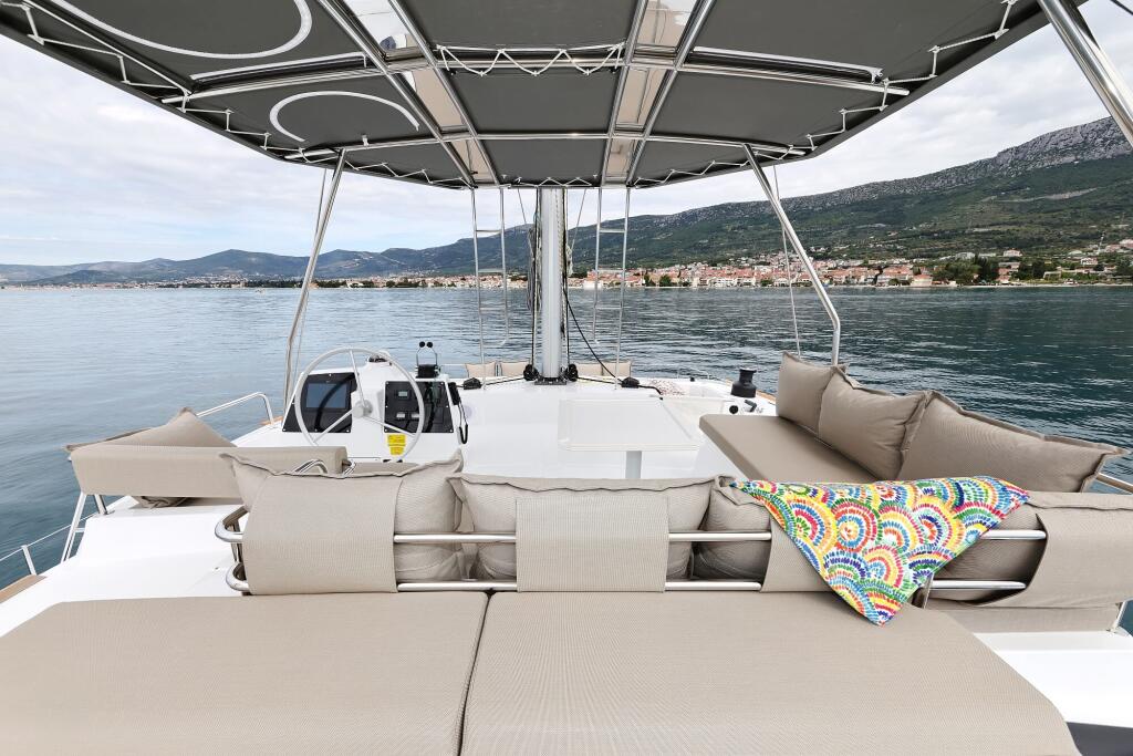 Catamaran 