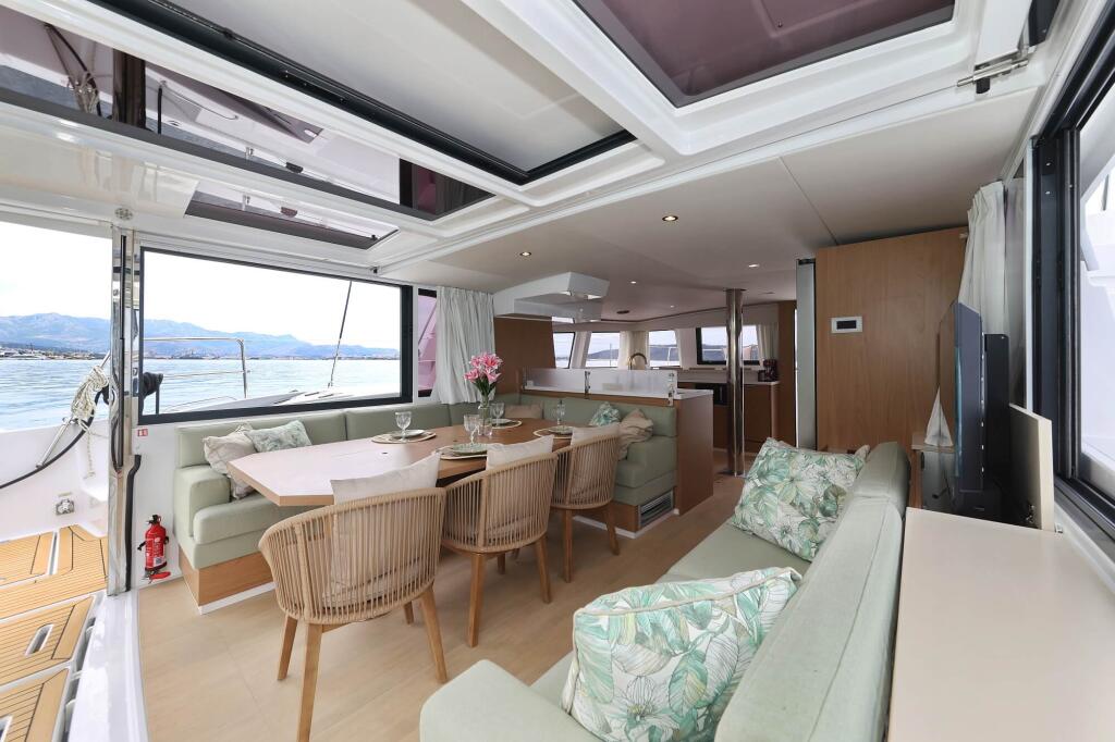 Catamaran 