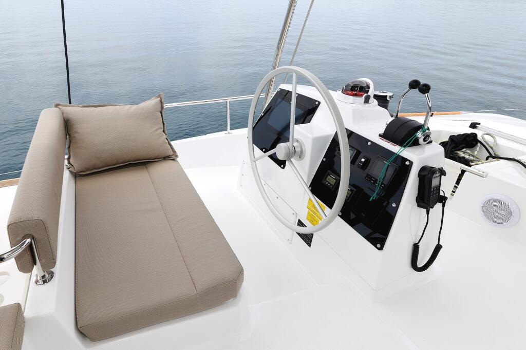 Catamaran 