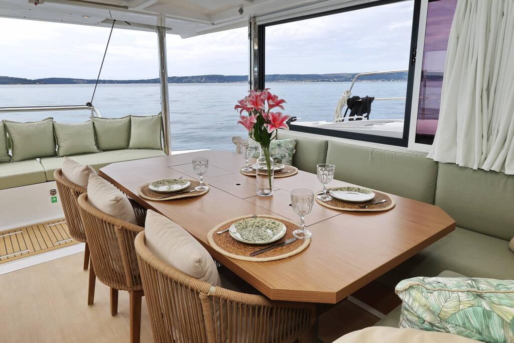 Catamaran 